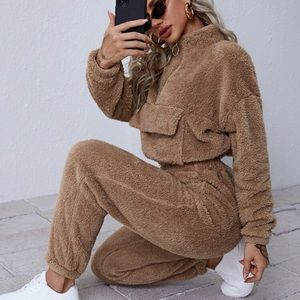 Teddy pullover sweatpants set